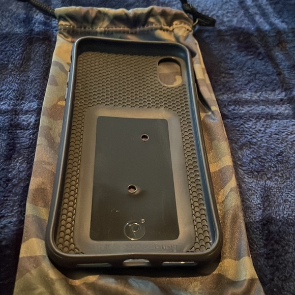 Loopy iPhone X/XS-Camo - Picture 6 of 6